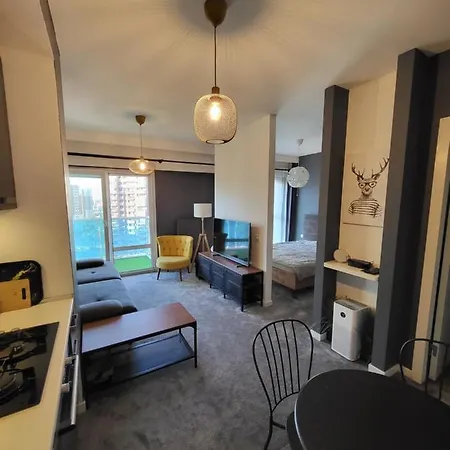 Ultra Luks Havuzlu Sitede 1+1 Akilli Ev Apartment Izmir
